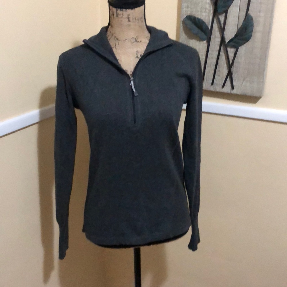 Medium Eddie Bauer Half ZIP Sweater